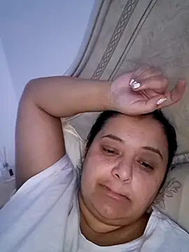 sarahhh1987 online show from November 24, 4:07 pm