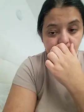 sarahhh1987 online show from February 23, 6:55 am