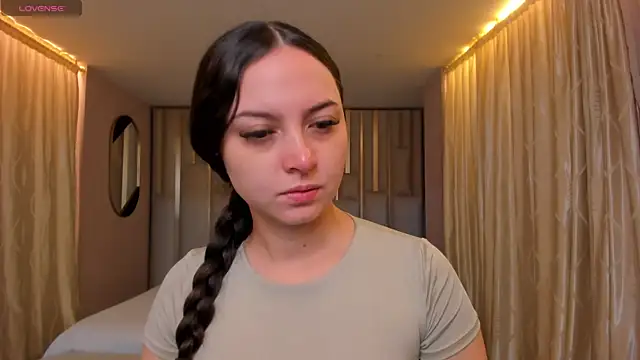 AliceHarper  online show from February 28, 11:55 am