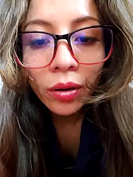 mmmVirginia online show from November 18, 6:23 pm