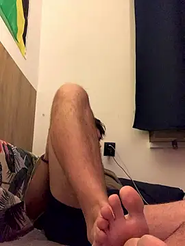 Snapshot of feetlover3611 chatting on January 10, 12:56 am feetlover3611 online show from January 10, 12:56 am