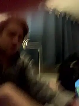 Snapshot of feetlover3611 chatting on January 14, 10:03 pm feetlover3611 online show from January 14, 10:03 pm