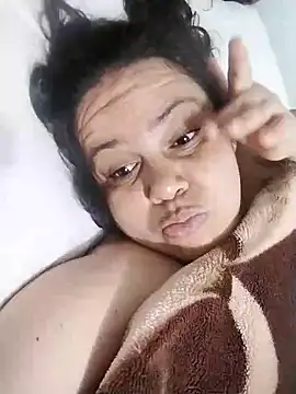 lunanataly online show from November 25, 1:16 am