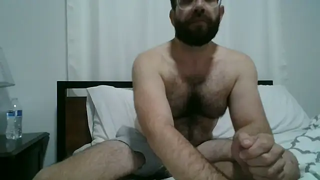 Snapshot of d8723 chatting on November 4, 3:05 am d8723 online show from November 4, 3:05 am