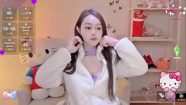 Kiss-18 online show from February 18, 5:47 am