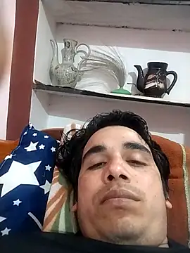 Snapshot of roadtucker123 chatting on March 8, 6:05 pm roadtucker123 online show from March 8, 6:05 pm