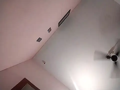 Snapshot of roadtucker123 chatting on March 17, 5:05 pm roadtucker123 online show from March 17, 5:05 pm