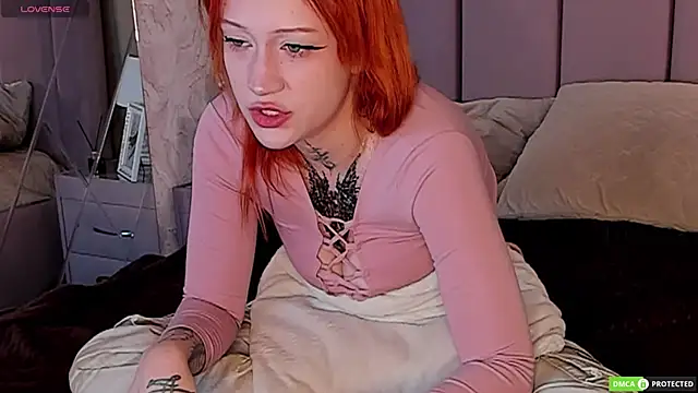 Snapshot of Eva_Cramer chatting on March 6, 6:37 pm Eva Cramer online show from March 6, 6:37 pm