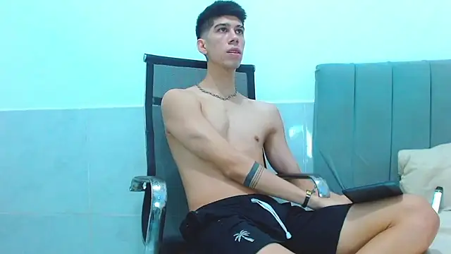 Snapshot of jhony-sex chatting on February 13, 4:30 am jhony-sex online show from February 13, 4:30 am