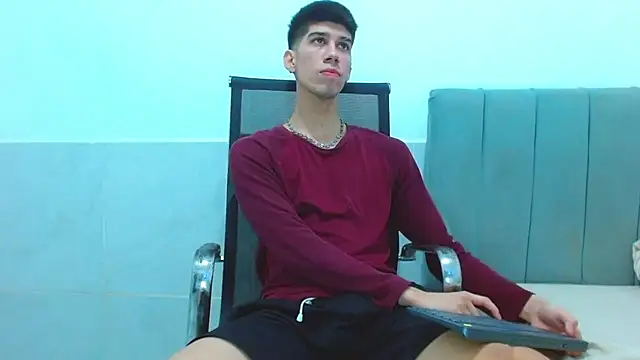 Snapshot of jhony-sex chatting on February 26, 6:23 am jhony-sex online show from February 26, 6:23 am