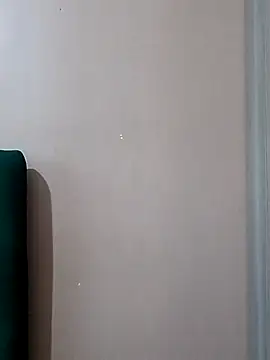 Snapshot of JemaimaPrincess chatting on February 17, 4:42 am JemaimaPrincess online show from February 17, 4:42 am