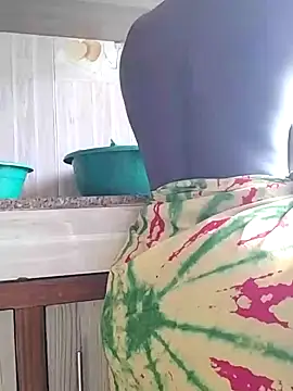 Snapshot of JemaimaPrincess chatting on February 18, 1:22 pm JemaimaPrincess online show from February 18, 1:22 pm