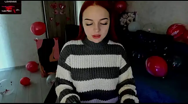 Snapshot of Stella__Cox chatting on February 14, 6:34 am Stella Cox online show from February 14, 6:34 am