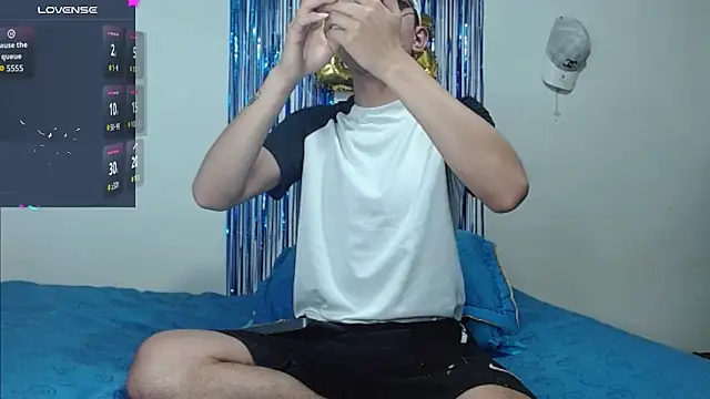 samfox  online show from September 15, 11:21 am