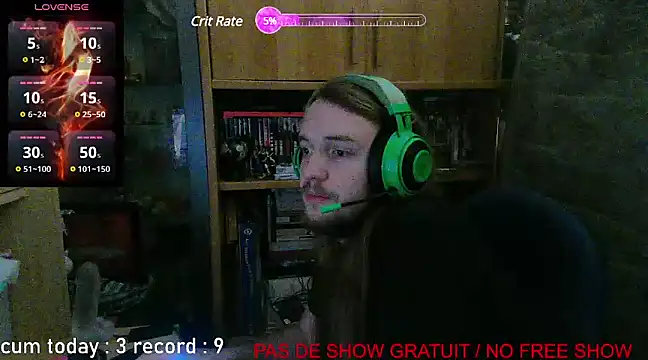 Snapshot of nicolasdumand21 chatting on December 12, 9:48 pm nicolasdumand21 online show from December 12, 9:48 pm