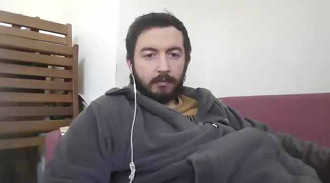 Snapshot of laynufff chatting on January 18, 11:21 am laynufff online show from January 18, 11:21 am