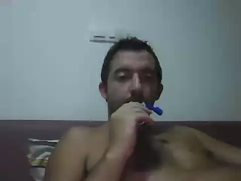 Snapshot of laynufff chatting on September 16, 5:14 pm laynufff online show from September 16, 5:14 pm