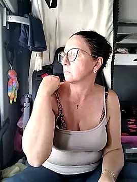 Snapshot of cuplubijoanna chatting on April 30, 11:05 am cuplubijoanna online show from April 30, 11:05 am