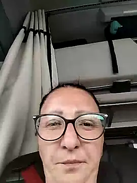 Snapshot of cuplubijoanna chatting on June 17, 11:34 am cuplubijoanna online show from June 17, 11:34 am