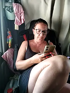 cuplubijoanna online show from July 18, 4:00 pm