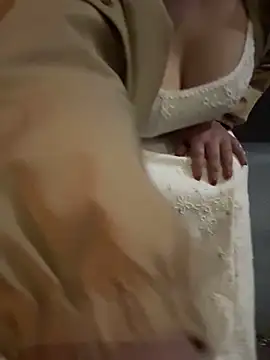 palzkybi123 online show from October 23, 1:54 pm