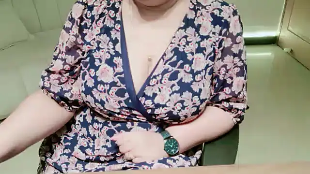 Gracefulgoddess online show from March 4, 1:50 pm