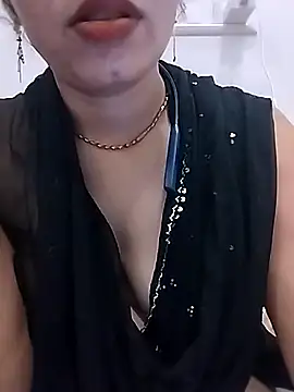 Snapshot of Simaran_bhabhi chatting on April 2, 6:16 pm Simaran bhabhi online show from April 2, 6:16 pm