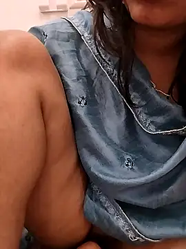 Snapshot of Simaran_bhabhi chatting on April 22, 12:57 am Simaran bhabhi online show from April 22, 12:57 am
