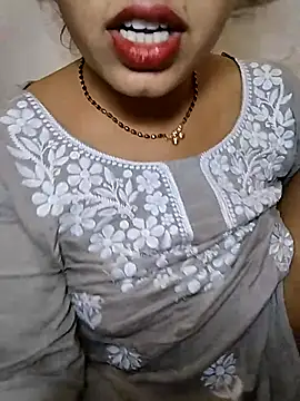 Snapshot of Simaran_bhabhi chatting on April 22, 5:03 pm Simaran bhabhi online show from April 22, 5:03 pm