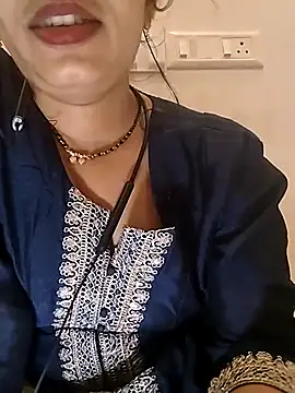 Snapshot of Simaran_bhabhi chatting on May 2, 2:22 pm Simaran bhabhi online show from May 2, 2:22 pm