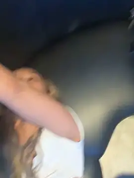 Snapshot of Shuggabutt chatting on February 14, 2:23 pm Shuggabutt online show from February 14, 2:23 pm