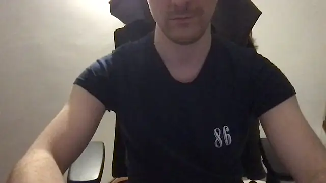 Snapshot of marguiabc chatting on February 1, 12:09 am marguiabc online show from February 1, 12:09 am