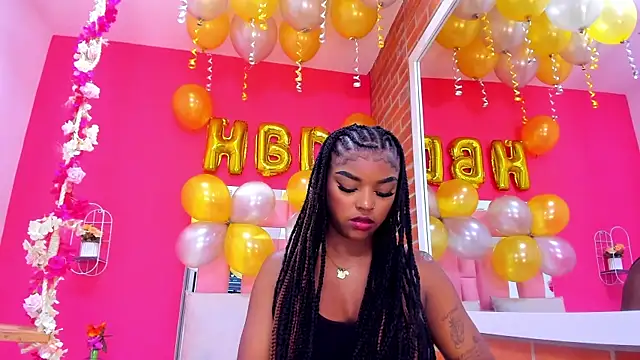 Snapshot of malu_horny_69 chatting on December 6, 6:06 pm malu horny 69 online show from December 6, 6:06 pm