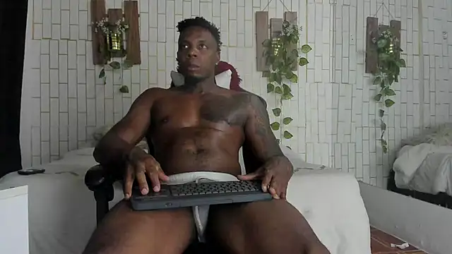 Snapshot of jacksson_lawrence chatting on July 21, 12:02 am jacksson lawrence online show from July 21, 12:02 am