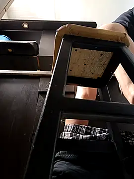 Snapshot of assadiict chatting on September 29, 4:01 pm assadiict online show from September 29, 4:01 pm