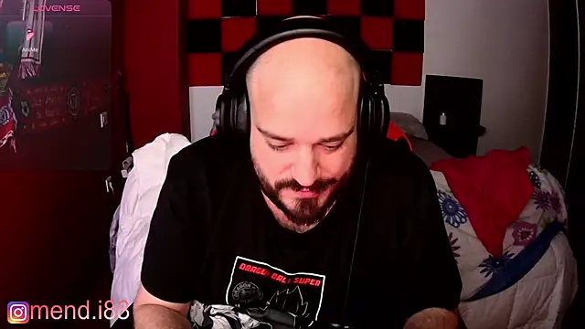 menditeta1 online show from March 17, 11:54 pm