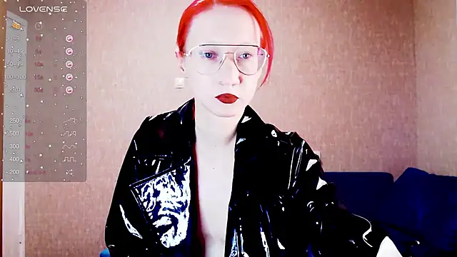 Snapshot of Xxx_goddes_xxX chatting on February 13, 5:11 pm Xxx goddes xxX online show from February 13, 5:11 pm