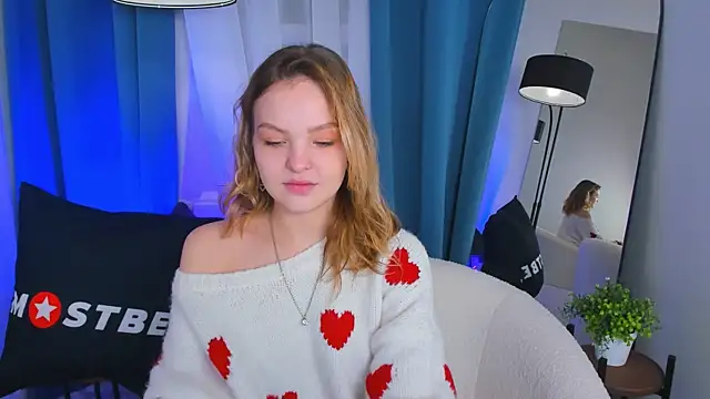 stay with alice online show from December 11, 5:26 pm