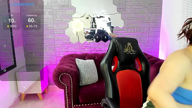 conniejames m online show from March 20, 1:38 pm