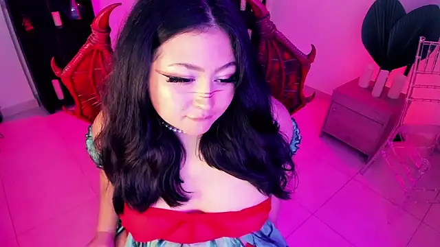 Snapshot of Lena_sweetx chatting on March 9, 1:04 am Lena sweetx online show from March 9, 1:04 am