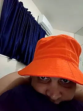 Snapshot of luismanuel_1998 chatting on November 30, 2:37 am luismanuel 1998 online show from November 30, 2:37 am