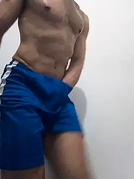 Snapshot of funguybr36 chatting on October 7, 12:41 am funguybr36 online show from October 7, 12:41 am