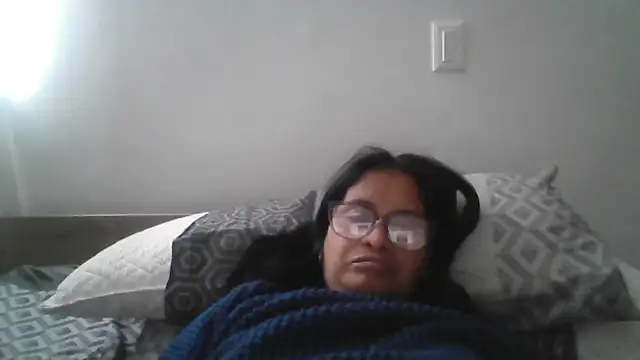 Snapshot of titssmall123 chatting on January 19, 4:11 pm titssmall123 online show from January 19, 4:11 pm