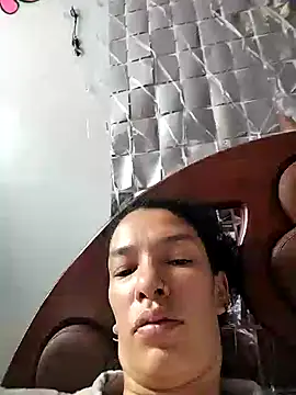 Snapshot of rebekka_simpson chatting on December 7, 1:40 pm rebekka simpson online show from December 7, 1:40 pm