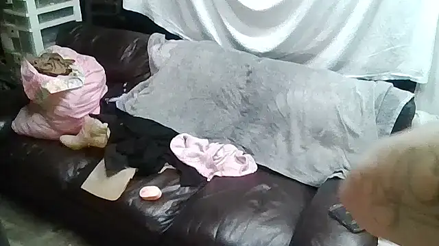 Snapshot of allissonw13 chatting on November 8, 3:45 pm allissonw13 online show from November 8, 3:45 pm