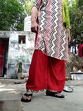 Snapshot of Hot-rubina chatting on May 15, 3:57 am Hot-rubina online show from May 15, 3:57 am