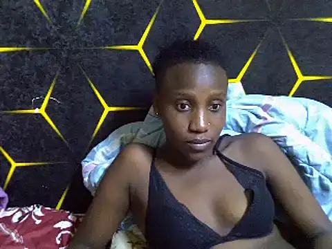 Snapshot of Spicey_diana chatting on March 18, 9:32 pm Spicey diana online show from March 18, 9:32 pm