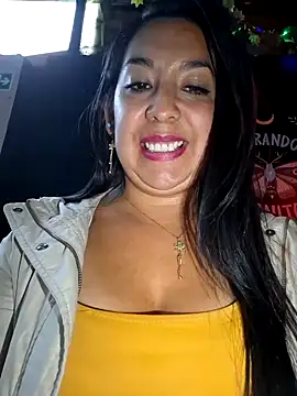 Bella keny online show from February 11, 10:39 pm