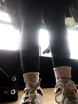 Snapshot of EmaGw chatting on February 16, 8:16 pm EmaGw online show from February 16, 8:16 pm