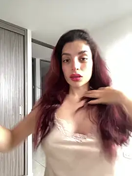 dakota le online show from April 17, 3:48 pm